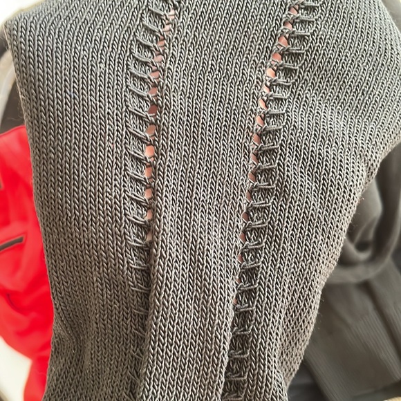 Banana Republic black sweater - Picture 3 of 6